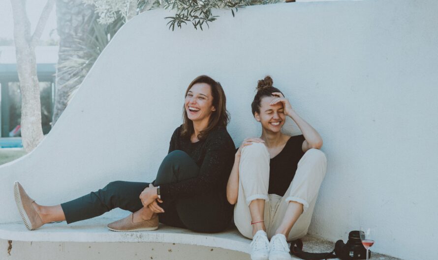 How to Build Confidence in Social Situations When You Feel Judged