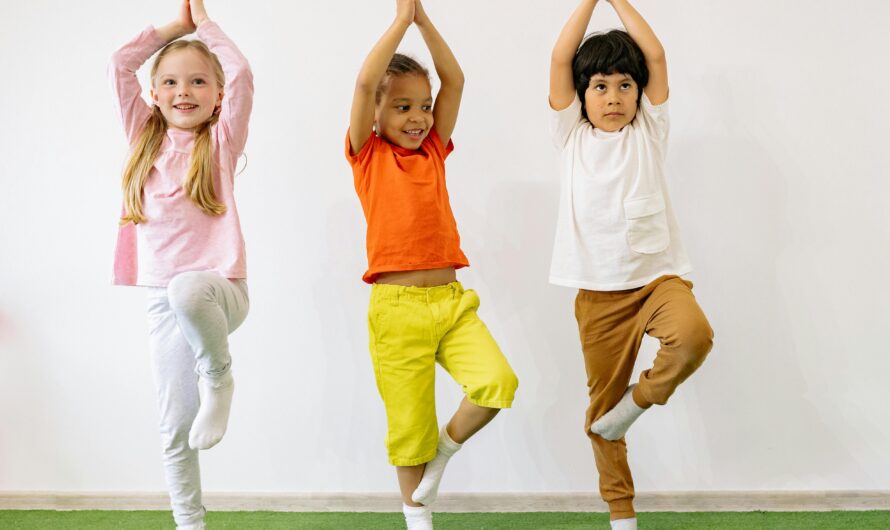 The Connection Between Posture and Self-Esteem (Science-Backed Tips)