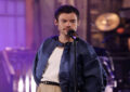 https://media.gettyimages.com/id/2265445077/photo/saturday-night-live-episode-1899-pictured-host-harry-styles-during-promos-on-tuesday-march-10.jpg?s=612x612&w=0&k=20&c=eihfsKoc53kJFx1gWyth0zFW9JxL2gzd5Wu_0K_k0Uo=