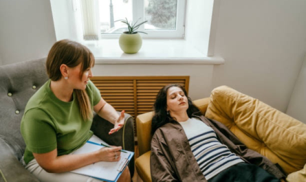 https://media.gettyimages.com/id/2156779892/photo/two-women-in-armchairs.jpg?s=612x612&w=0&k=20&c=RgsPsV6GHlH_BZQSp8tBcLL1tgUvQ_WMAAT0wmV_4oM=