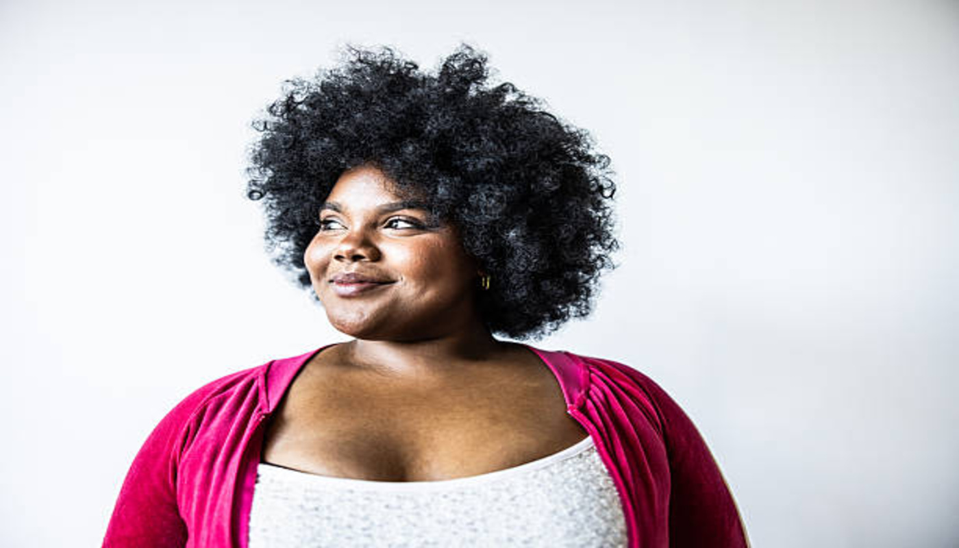 https://media.gettyimages.com/id/2265222824/photo/portrait-of-beautiful-young-woman-in-studio.jpg?s=612x612&w=0&k=20&c=Pik5nDF6Nx6A5RRAXCfBBXEOG9R15ZAFEfWWwwTQbr8=