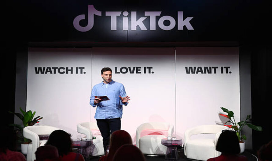 The Influence of TikTok Try-On Hauls on Body Comparison