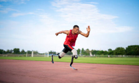 https://media.gettyimages.com/id/1716189841/photo/attractive-disabled-male-runner-practicing-and-exercising-for-the-paralympics-competition.jpg?s=612x612&w=0&k=20&c=42ZQvoeJ7nXUVc0dTmNQ0VYbB2gVqCPtE46kTh-OTgU=