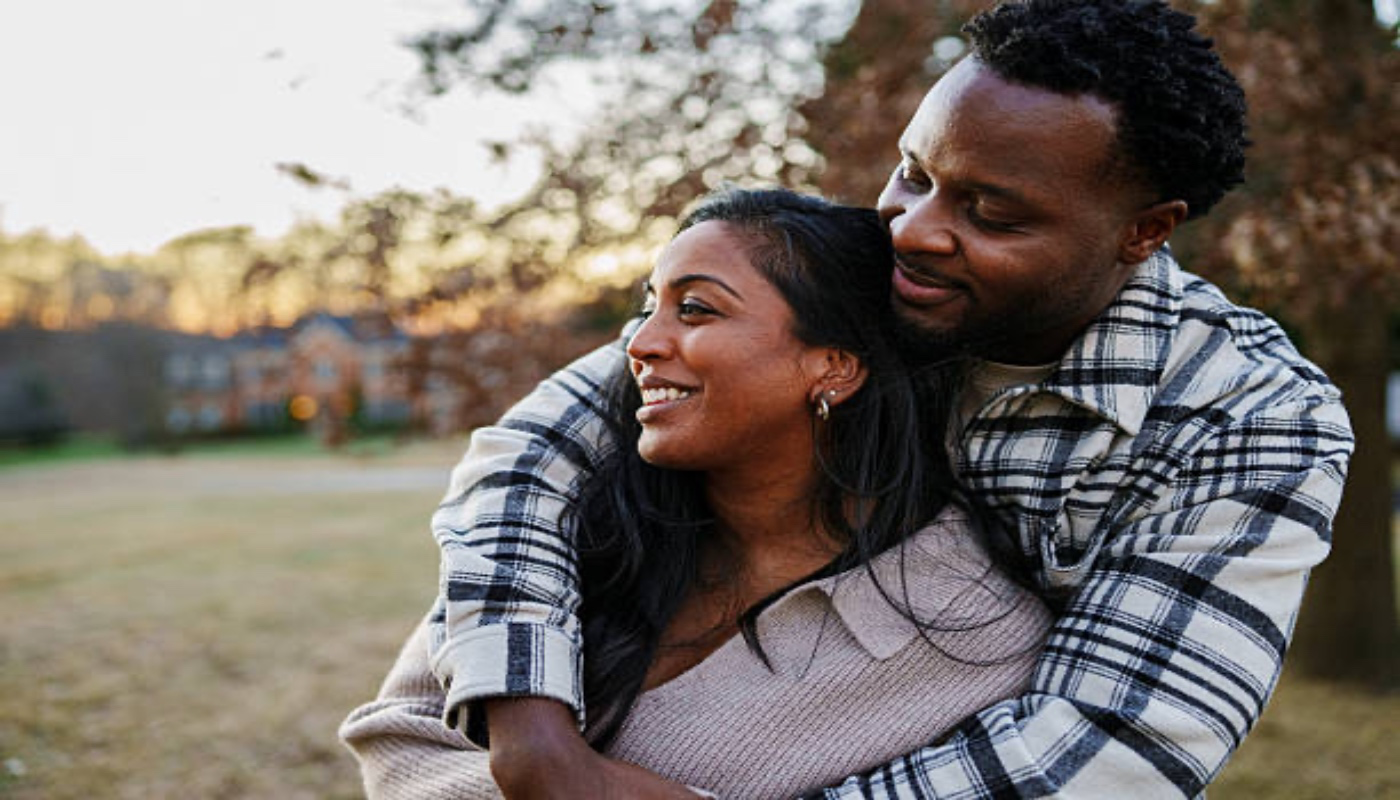 https://media.istockphoto.com/id/2209252707/photo/affectionate-couple-enjoying-time-outside-at-sunset.jpg?s=612x612&w=0&k=20&c=KNVdlF4FuucCqYCZJ0XKTtJvmZLCB4As-lnx4E1YfZw=